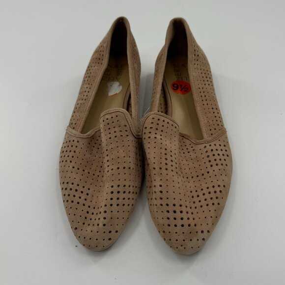 Naturalizer Shoes - Naturalizer Buttery soft  Leather Loafers- Size 9.5